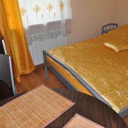 Apartmán Przylesie Uniejow Exteriér fotografie
