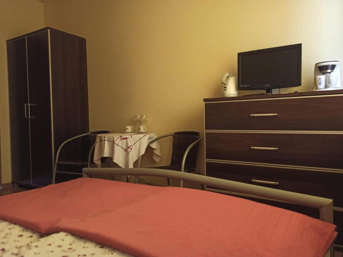 Apartmán Przylesie Uniejow Exteriér fotografie