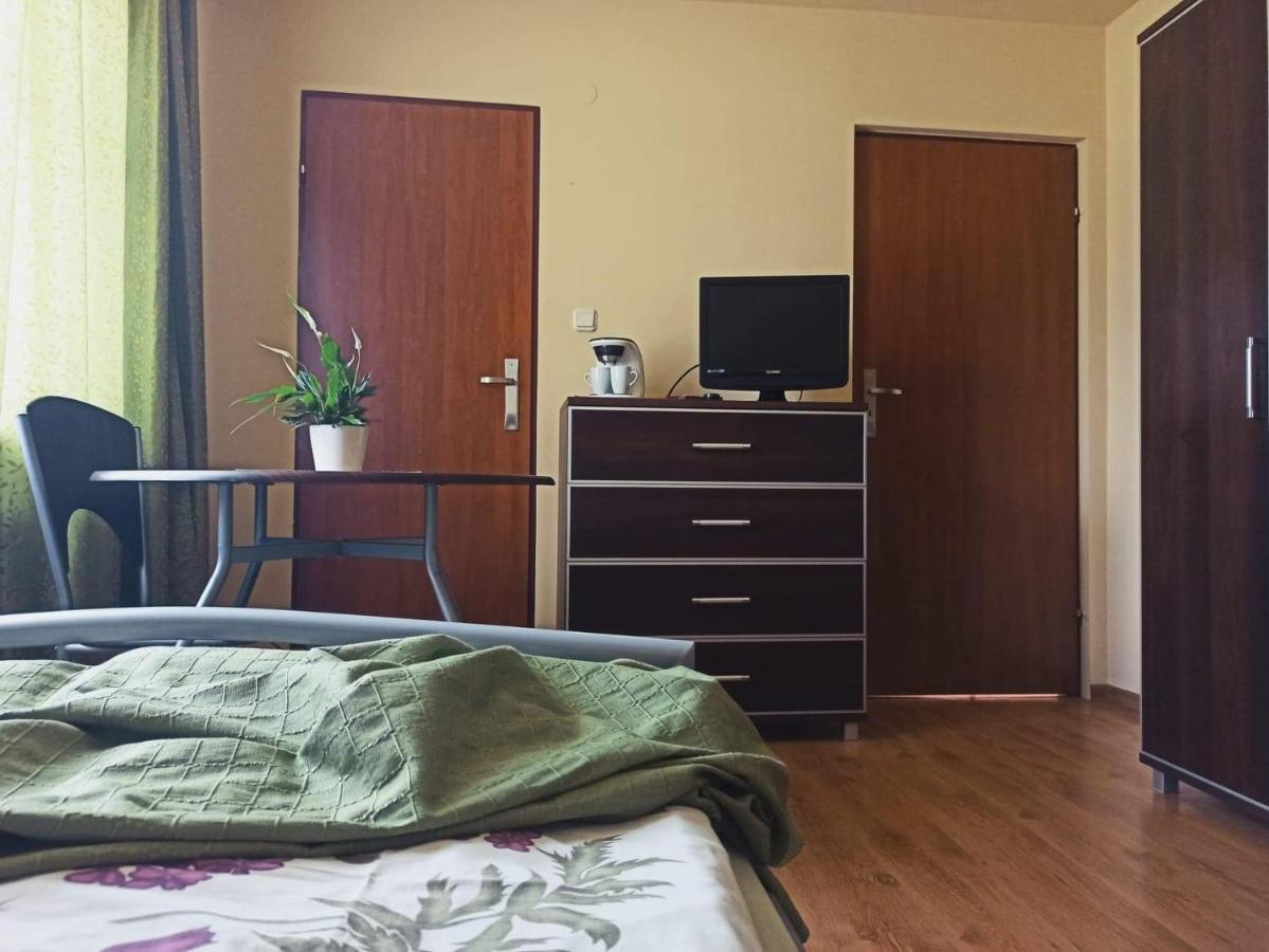 Apartmán Przylesie Uniejow Exteriér fotografie