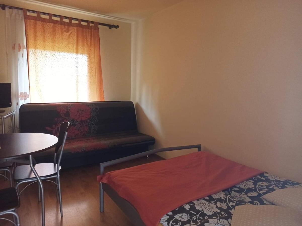 Apartmán Przylesie Uniejow Exteriér fotografie